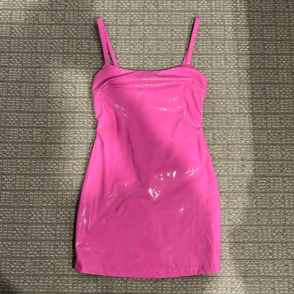 Super down “latex” mini dress